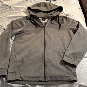 Mens Nike DriFit zip up hoodie in silver/grey color size Small EUC